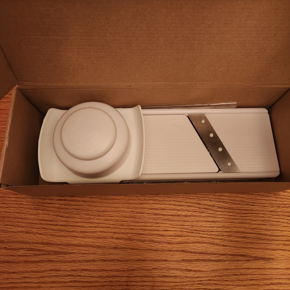 Pampered Chef Simple Slicer - Picture 2 of 2